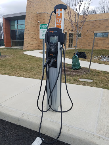 Recreation Center «Nancy H. Dacek North Potomac Community Recreation Center», reviews and photos, 13850 Travilah Rd, Rockville, MD 20850, USA