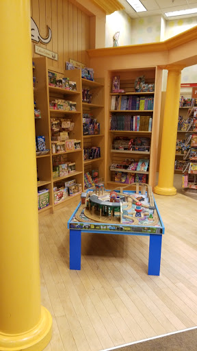 Book Store «Barnes & Noble», reviews and photos, 614 S Meadow St, Ithaca, NY 14850, USA