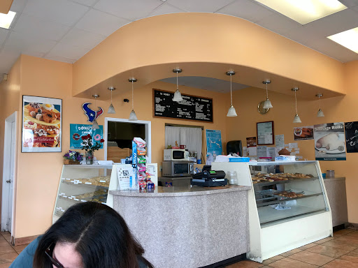 Donut Shop «Le Donut», reviews and photos, 2803 Old Spanish Trail, Houston, TX 77054, USA