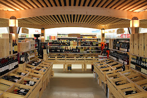 Photo n°2 de Hyperboissons Chateaufarine à Besançon ()