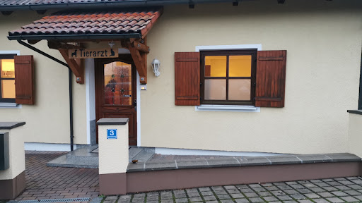 Tierarztpraxis SteinwaldKemnath unter Kemnath, Bayern
