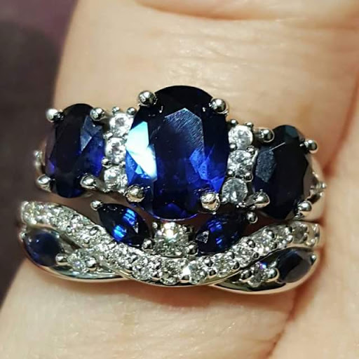 Jewelry Store «Helzberg Diamonds», reviews and photos, 3000 184th St SW #502, Lynnwood, WA 98037, USA