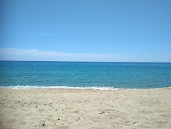 Foto von Porto Frailis Beach und die siedlung
