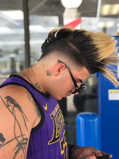 Barber Shop «Crist-D Barber Shop», reviews and photos, 8901 Richmond Ave, Houston, TX 77063, USA