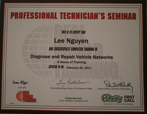 Mechanic «Canyon Auto Repair and Collision, Body and Paint», reviews and photos, 11643 SW Pacific Hwy, Tigard, OR 97223, USA