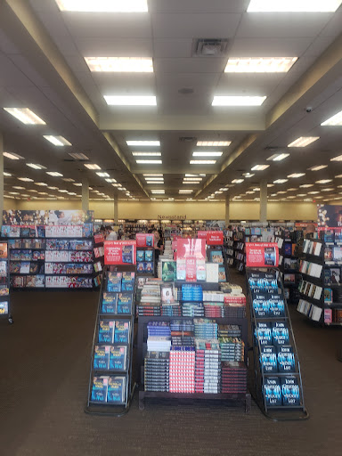 Book Store «Books-A-Million», reviews and photos, 1810 Cumming Hwy, Canton, GA 30114, USA