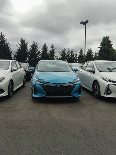 Toyota Dealer «Toyota of Puyallup», reviews and photos, 1400 River Rd, Puyallup, WA 98371, USA