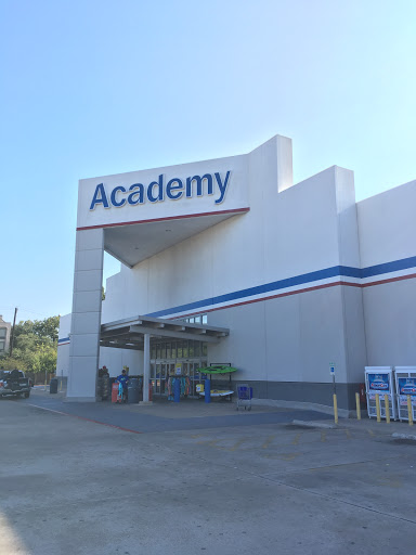 Sporting Goods Store «Academy Sports + Outdoors», reviews and photos, 7513 N Interstate Hwy 35, Austin, TX 78752, USA