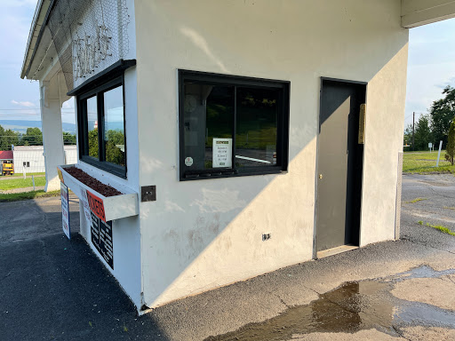 Drive-in Movie Theater «Circle Drive-In Theatre​», reviews and photos, 1911 Scranton Carbondale Hwy, Scranton, PA 18508, USA