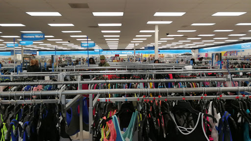 Clothing Store «Ross Dress for Less», reviews and photos, 380 Marketplace Blvd, Hamilton Township, NJ 08691, USA