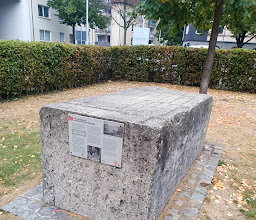 Gerechtigkeitsbrunnen photo