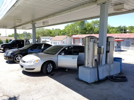 Roger's Car Wash Inc en Grandview