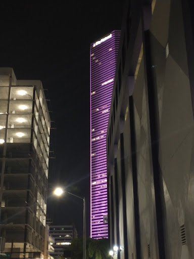 Shopping Mall «Ultramont Mall», reviews and photos, 100 SE 1st St, Miami, FL 33131, USA