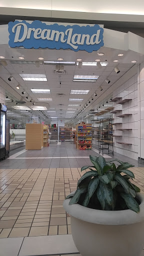 Shopping Mall «Eastland Mall», reviews and photos, 2740 Eastland 2 B, Columbus, OH 43232, USA