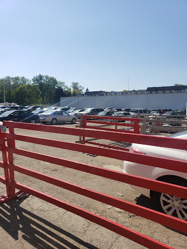 Auto Auction «Waukegan Auto Auction», reviews and photos, 2731 Belvidere Rd, Waukegan, IL 60085, USA