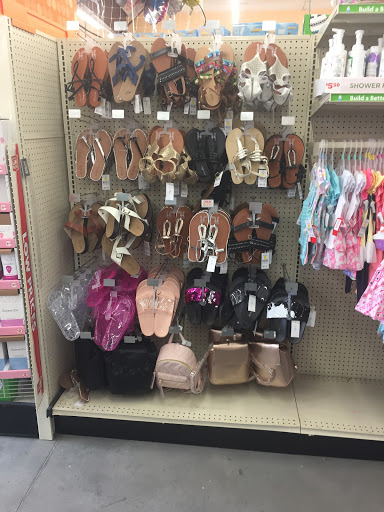 Dollar Store «FAMILY DOLLAR», reviews and photos, 2433 Delowe Dr, East Point, GA 30344, USA