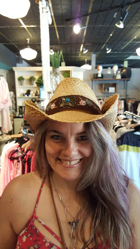 Shopping Mall «Not too Shabby», reviews and photos, 1515 Broadway St, Vancouver, WA 98663, USA