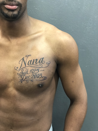 Tattoo Shop «Blue Moon», reviews and photos, 2306 East St, Tracy, CA 95376, USA