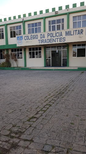 Avaliações sobre E.E Tiradentes Policia Militar em Maceió - Escola