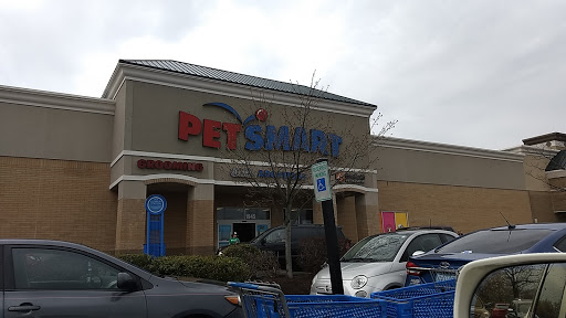 Pet Supply Store «PetSmart», reviews and photos, 1945 Pavilion Way, Lexington, KY 40509, USA