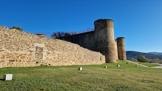 Castillo de Valdecorneja P.º del Castillo, 16, 05600 El Barco de Ávila, Ávila, España