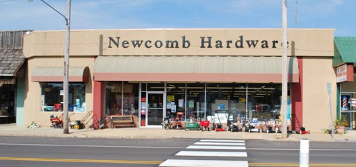 Newcomb Hardware in Crocker, Missouri