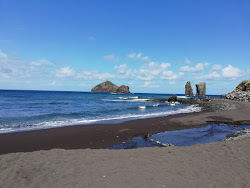 Mosteiros Beach'in fotoğrafı geniş bir kıyı şeridi ile birlikte