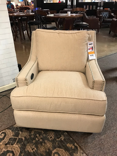 Furniture Store «Haynes Furniture», reviews and photos, 5324 Virginia Beach Blvd, Virginia Beach, VA 23462, USA