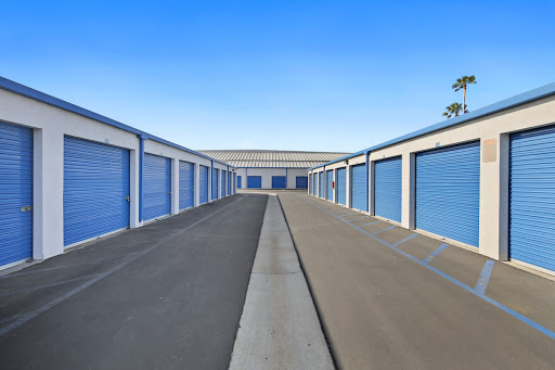 Self-Storage Facility «US Storage Centers», reviews and photos, 15237 S Brand Blvd, Mission Hills, CA 91345, USA