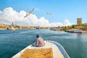Boat ride Egypt luxor image