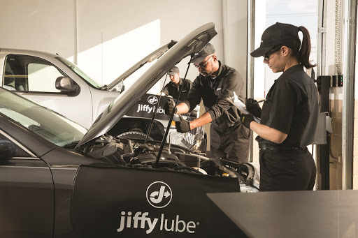 Oil Change Service «Jiffy Lube Gig Harbor», reviews and photos, 5121 Point Fosdick Dr NW, Gig Harbor, WA 98335, USA