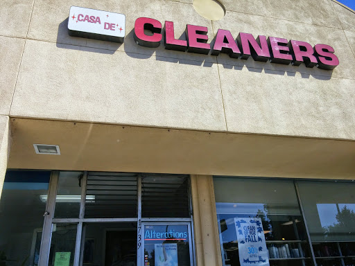 Casa De Cleaners