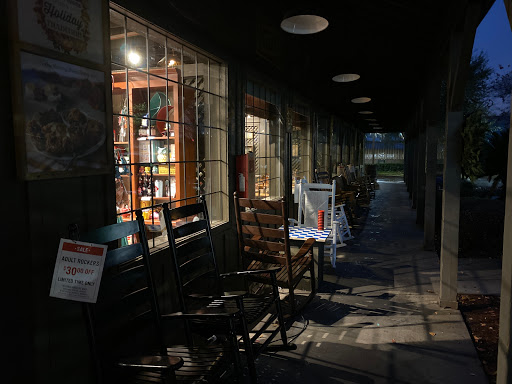 American Restaurant «Cracker Barrel Old Country Store», reviews and photos, 1195 St Augustine Rd, Valdosta, GA 31601, USA