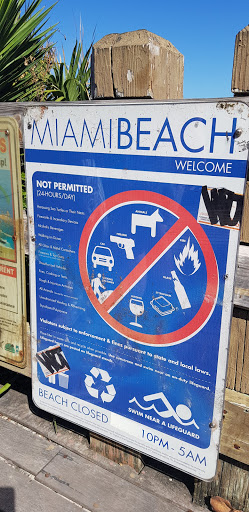 Liquor Store «Riviera Liquors», reviews and photos, 2401 Collins Ave # C1, Miami, FL 33140, USA