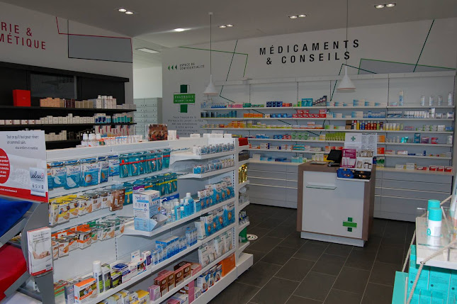 Kommentare und Rezensionen über Pharmacie du Levant-La Pâla