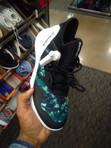 Department Store «Nordstrom Rack Manchester Highlands», reviews and photos, 100 Highlands Blvd Dr, Manchester, MO 63011, USA