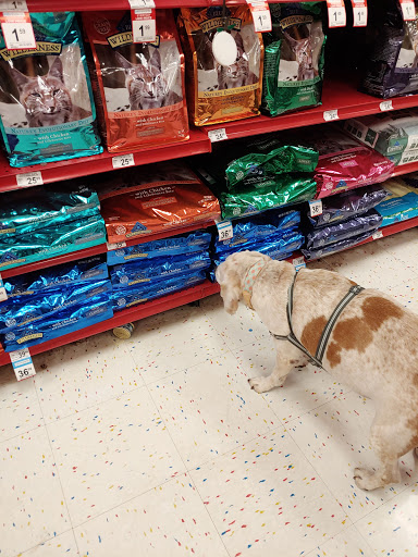 Pet Supply Store «Petco Animal Supplies», reviews and photos, 16095 W Bluemound Rd, Brookfield, WI 53005, USA