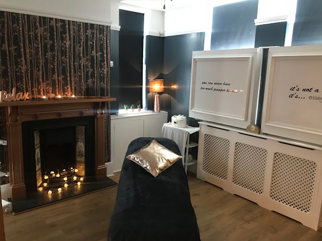 Reviews of Just Be...Holistic and Massage Therapies in Leicester - Massage therapist