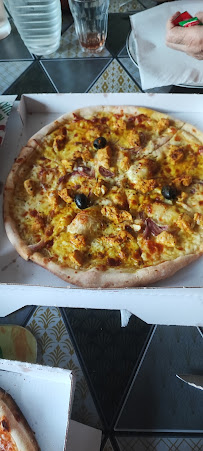 Plats et boissons du Pizzas à emporter Pizza Santina à Balan - n°18