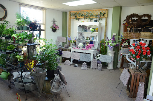 Florist «Newports Flowers», reviews and photos, 2125 Wilson Ave SW, Cedar Rapids, IA 52404, USA