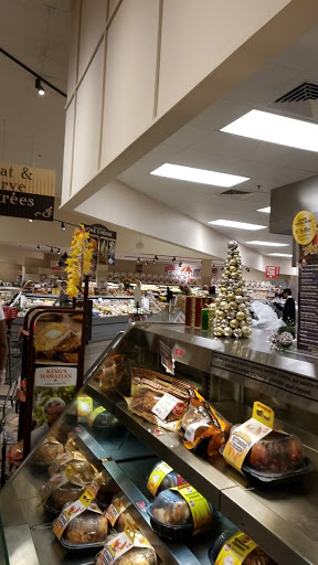 Supermarket «Big Y», reviews and photos, 772 N Main St, West Hartford, CT 06117, USA