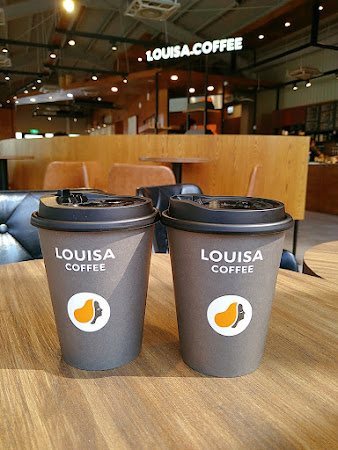 Louisa Coffee 路易．莎咖啡(新營門市)