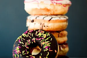 Sanjos Donuts image