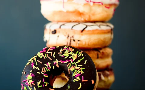 Sanjos Donuts image