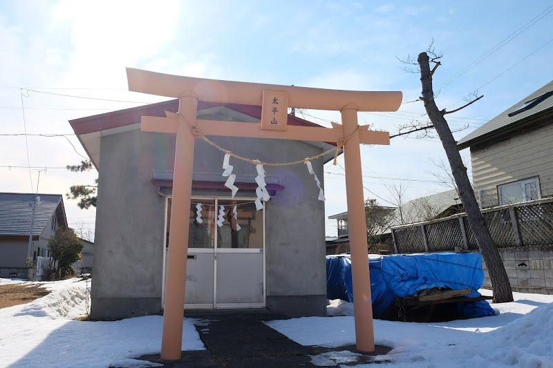 出戸山神社