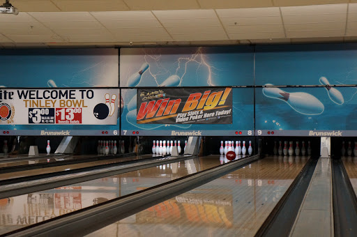 Bowling Alley «Tinley Park Bowling Lanes Inc», reviews and photos, 7601 183rd St, Tinley Park, IL 60477, USA