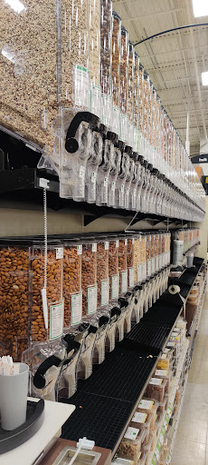 Grocery Store «Fred Meyer», reviews and photos, 777 NW Kings Blvd, Corvallis, OR 97330, USA