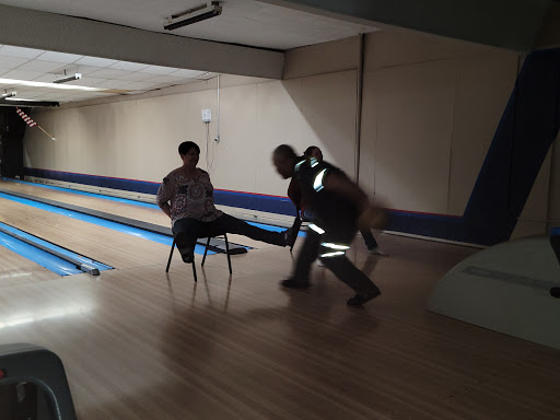 Bowling Alley «Starlite Lanes», reviews and photos, 394 Main St, Dallas, OR 97338, USA