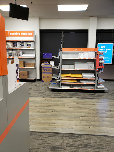 Print Shop «FedEx Office Print & Ship Center», reviews and photos, 4710 95th St, Oak Lawn, IL 60453, USA
