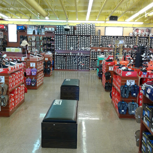 Shoe Store «Shoe City», reviews and photos, 10962 Los Alamitos Blvd, Los Alamitos, CA 90720, USA